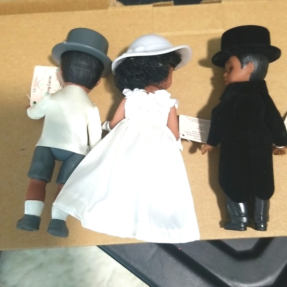 Madam Alexander bundle Three Wedding dolls - Picture 6 of 8